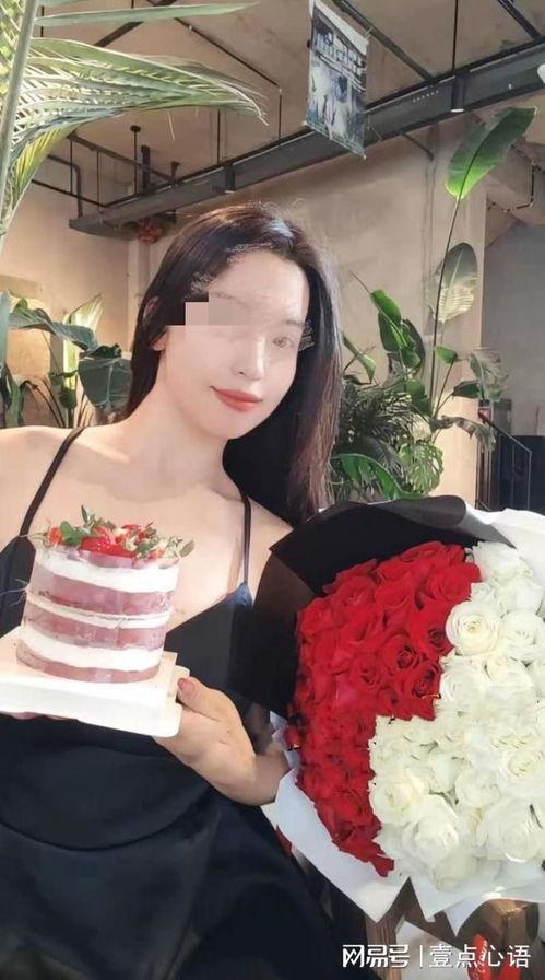 新婚爆料新郎视频,甜蜜瞬间！新郎视频揭秘新婚幸福瞬间  第1张